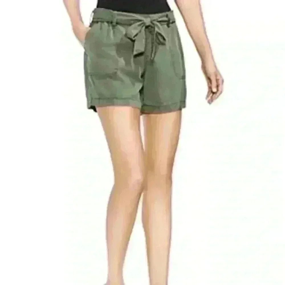 Vince camuto army green high waisted utility shorts sz m 8/10